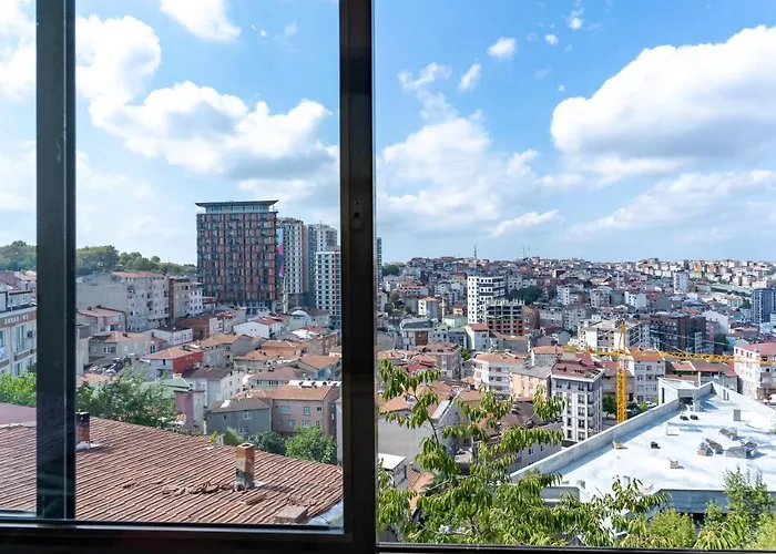 Kaplan Cosy Flat - All Air Conditioned & Heated 3 Bedrooms In The City