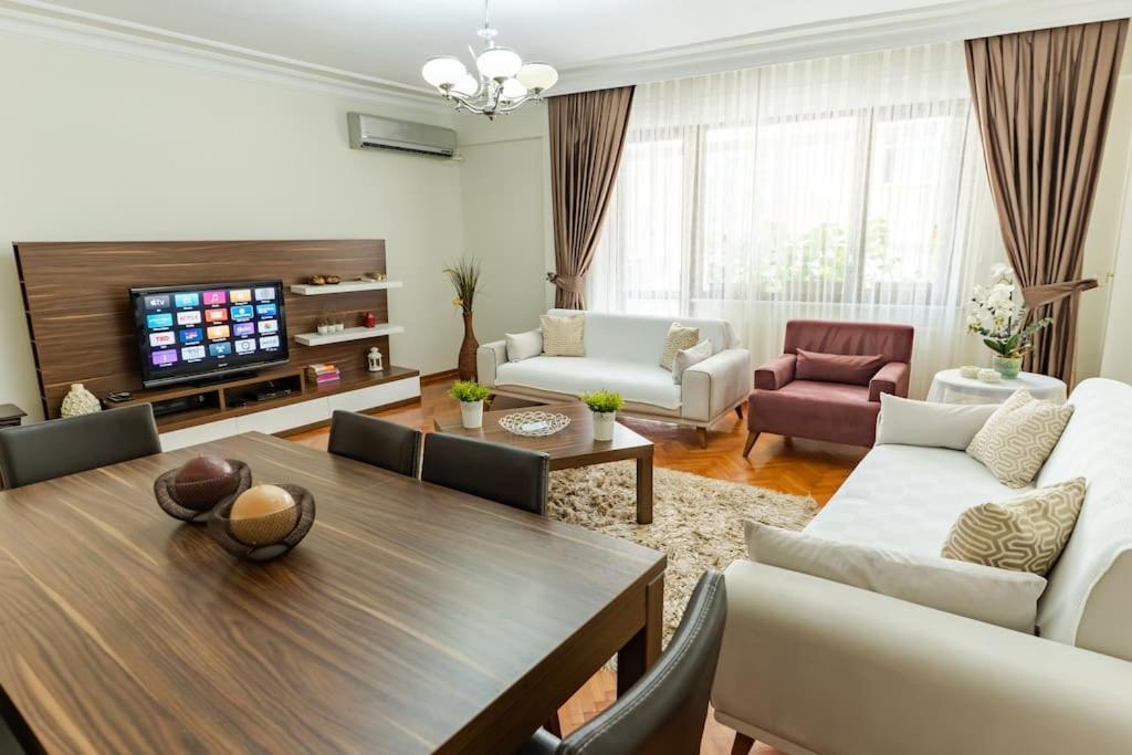 Kaplan Cosy Flat - Air Conditioned & Heated 3 Bedrooms In The Apartament